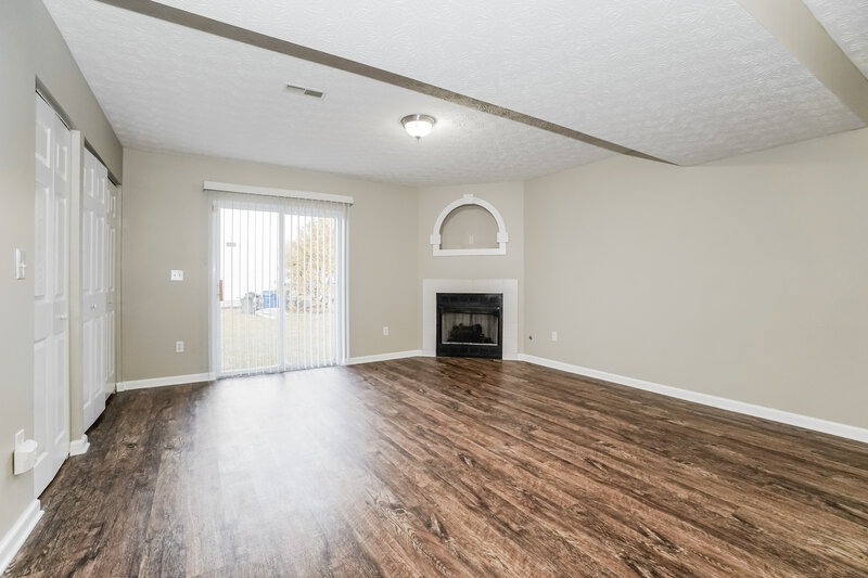 1,995/Mo, 969 Meadow Downs Trl Galloway, OH 43119 Living Room View