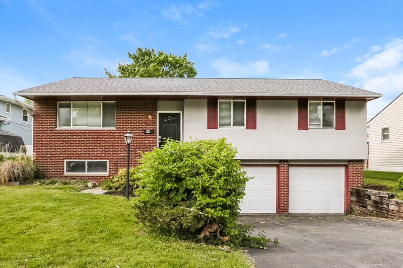 2,195/Mo, 2672 Dennis Ln Grove City, OH 43123 External View