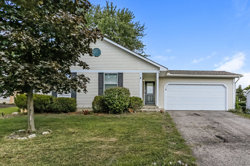 2,010/Mo, 5744 Morningstar Dr Galloway, OH 43119 External View