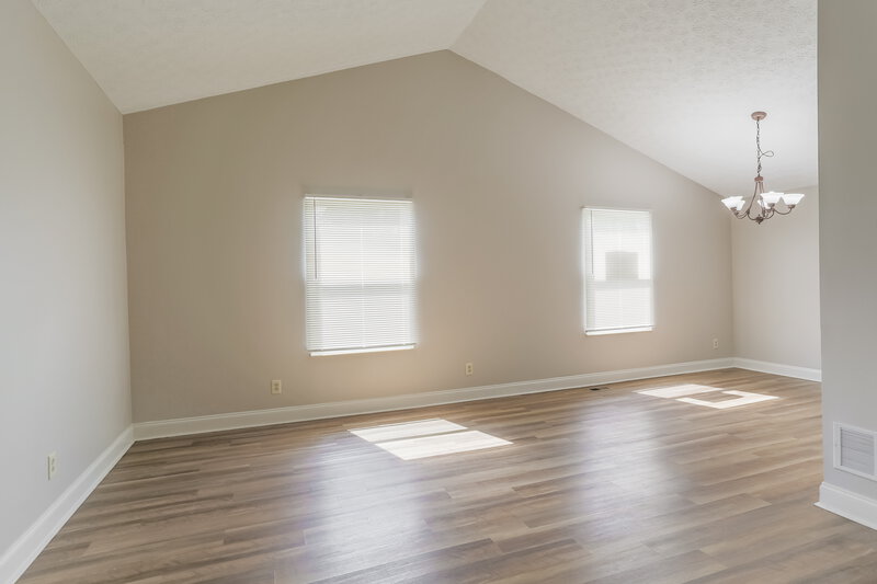 2,010/Mo, 5744 Morningstar Dr Galloway, OH 43119 Living Room View