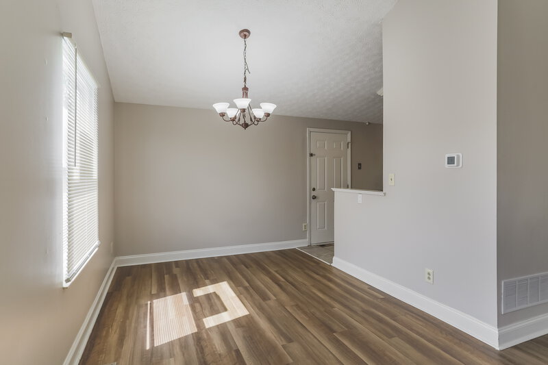 2,010/Mo, 5744 Morningstar Dr Galloway, OH 43119 Dining Room View