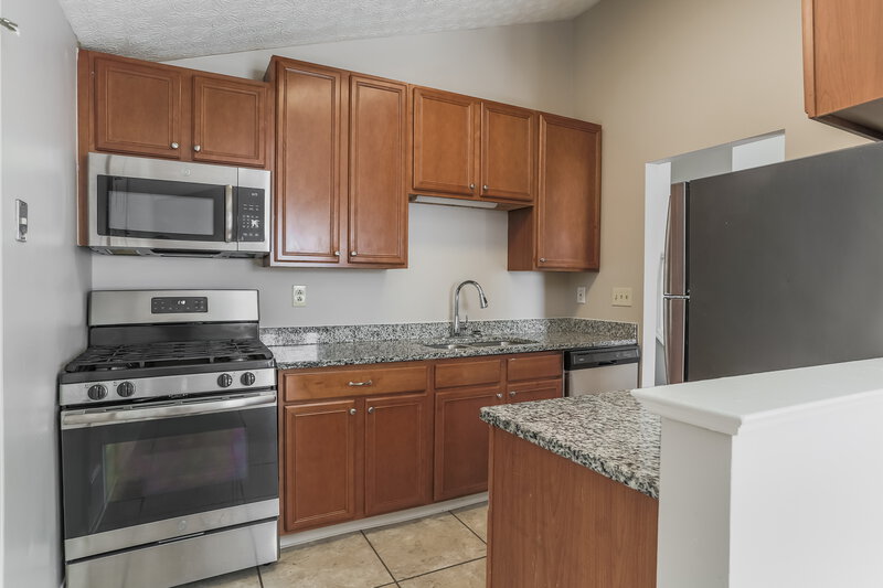 2,010/Mo, 5744 Morningstar Dr Galloway, OH 43119 Kitchen View