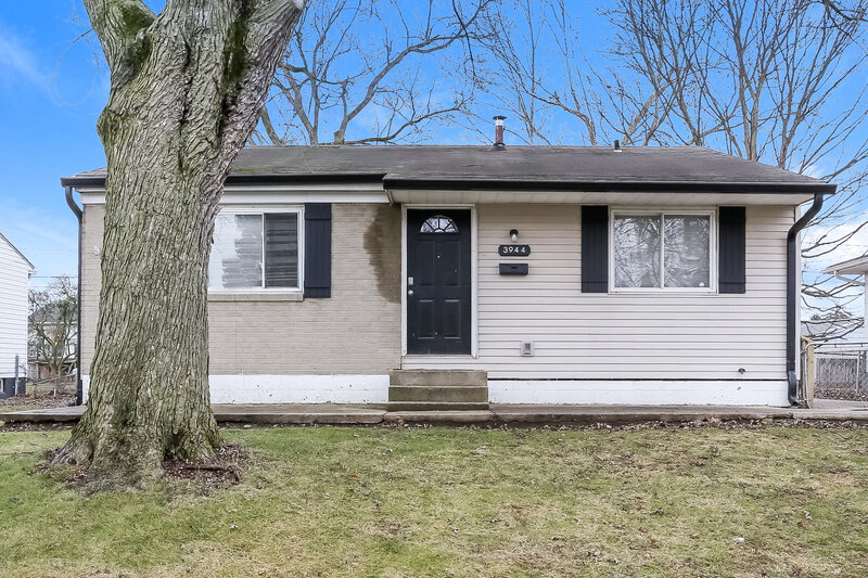 2,000/Mo, 3944 Ivorton Rd E Columbus, OH 43207 External View