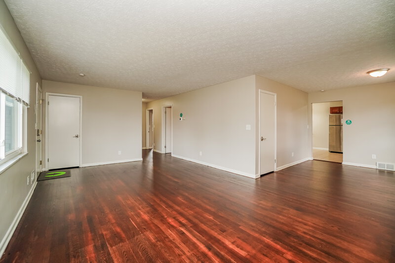 1,650/Mo, 3639 Heywood Dr Hilliard, OH 43026 Living Room View 3