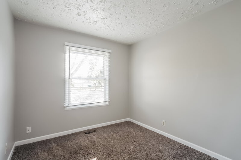1,730/Mo, 517 Daventry Ln Gahanna, OH 43230 Bedroom View 2