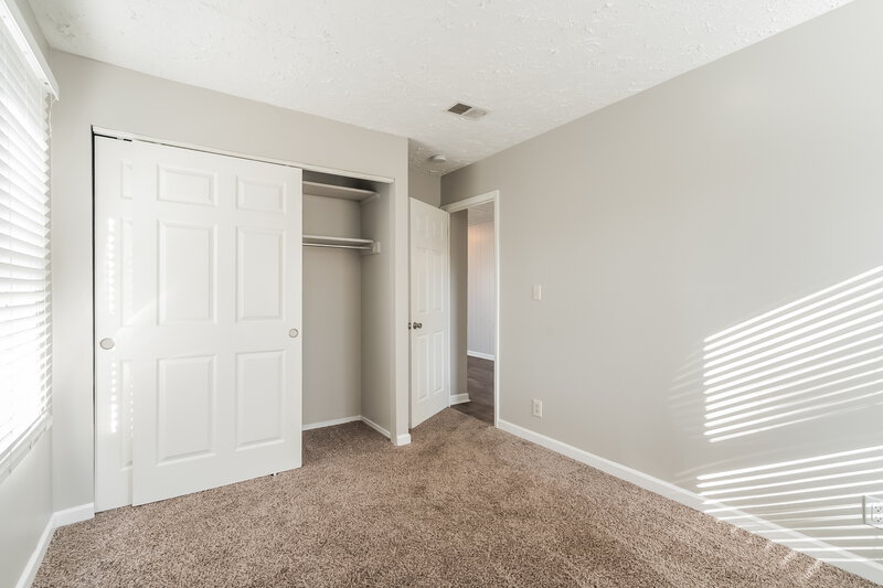 1,730/Mo, 517 Daventry Ln Gahanna, OH 43230 Bedroom View 3