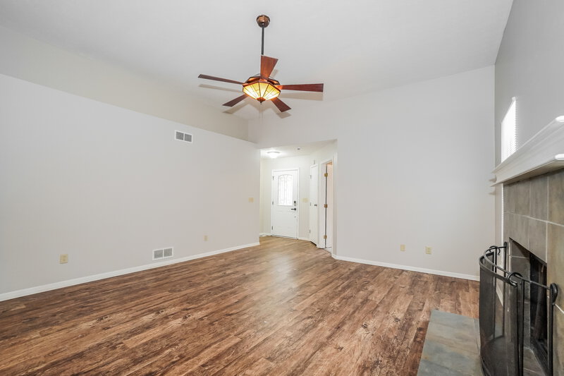 2,050/Mo, 1270 Pinnacle Dr Columbus, OH 43204 Misc View 3