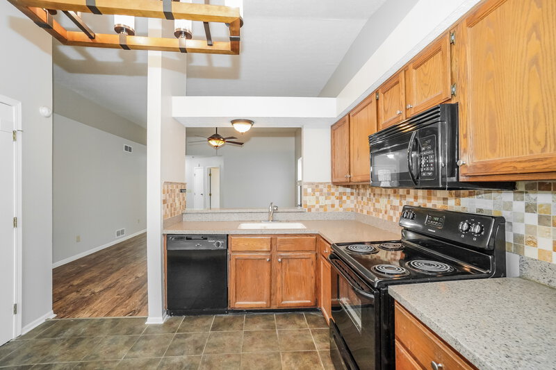 2,050/Mo, 1270 Pinnacle Dr Columbus, OH 43204 Misc View 5