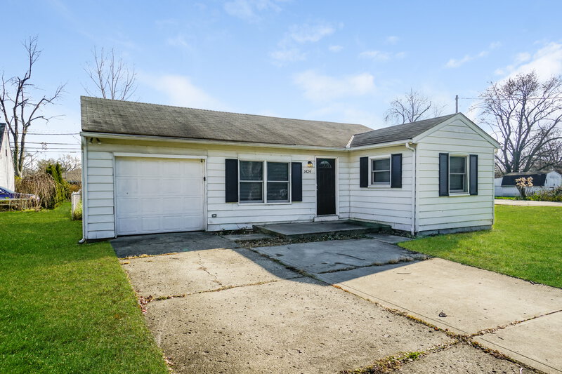 1,440/Mo, 1424 Crest Rd Reynoldsburg, OH 43068 Front View 2