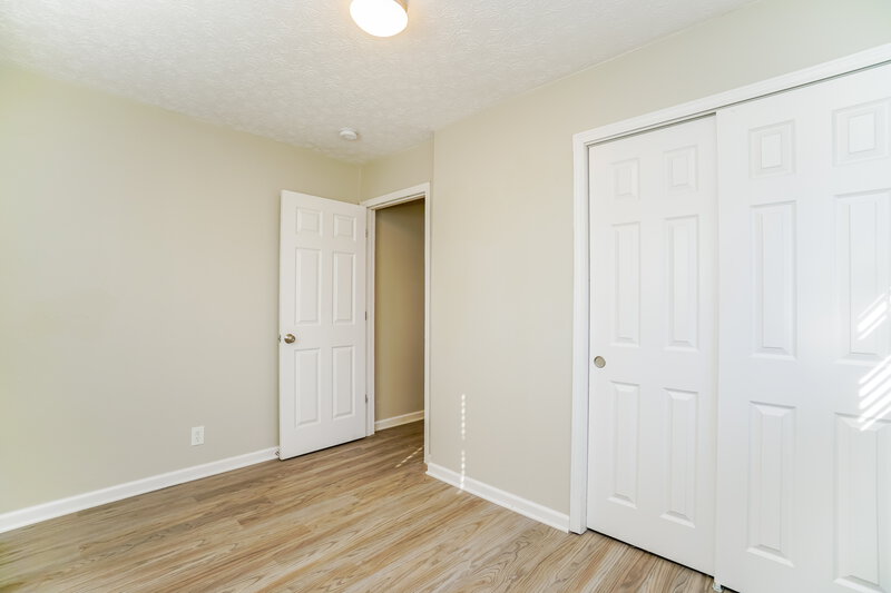 1,440/Mo, 1424 Crest Rd Reynoldsburg, OH 43068 Main Bedroom View