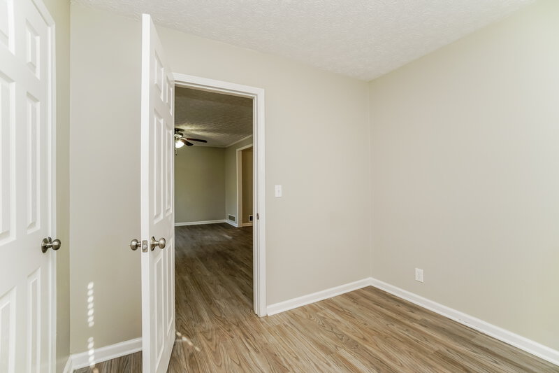 1,440/Mo, 1424 Crest Rd Reynoldsburg, OH 43068 Bedroom View 3