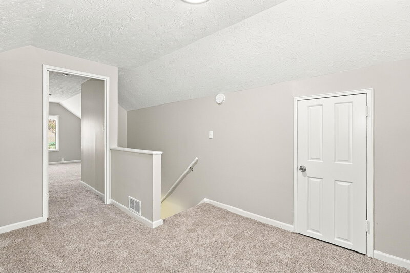 1,665/Mo, 1003 Bucknell Rd Columbus, OH 43213 Loft View