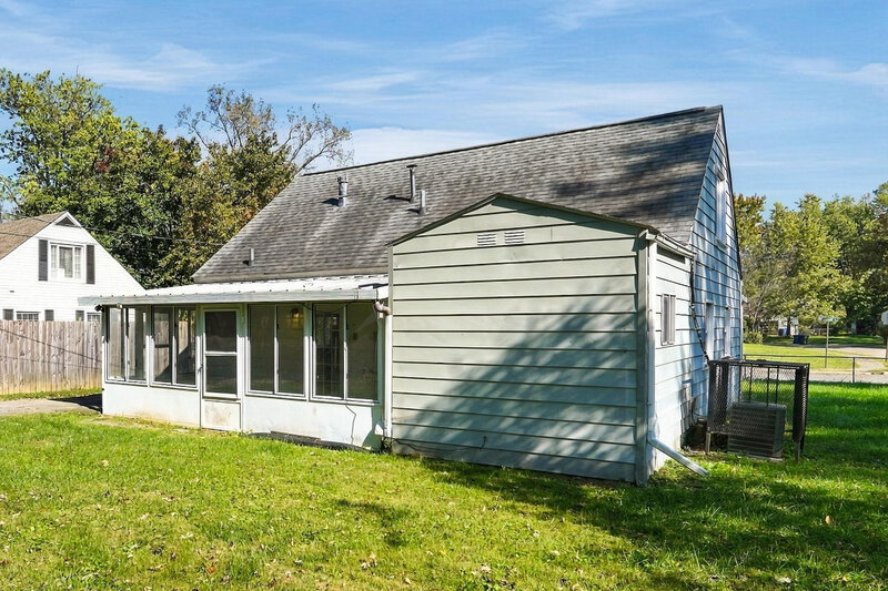 1,665/Mo, 1003 Bucknell Rd Columbus, OH 43213 Rear View