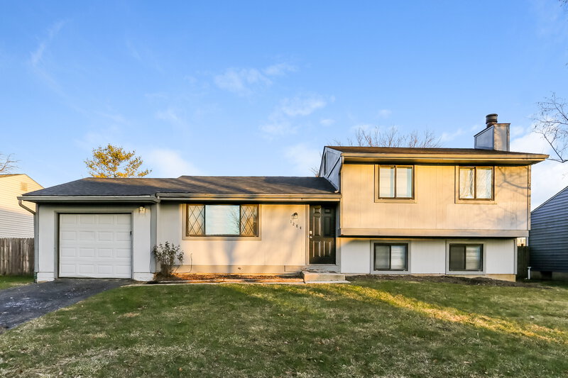 2,250/Mo, 1284 Falene Pl Galloway, OH 43119 External View