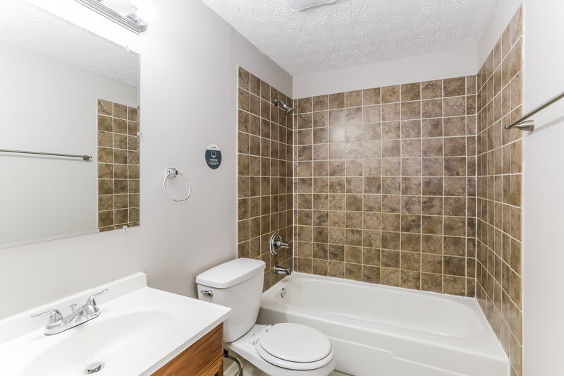 2,250/Mo, 1284 Falene Pl Galloway, OH 43119 Misc View 12