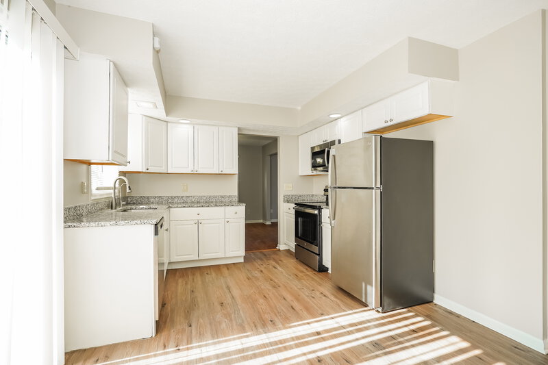 2,595/Mo, 4271 Unroe Ave Grove City, OH 43123 Breakfast Nook View