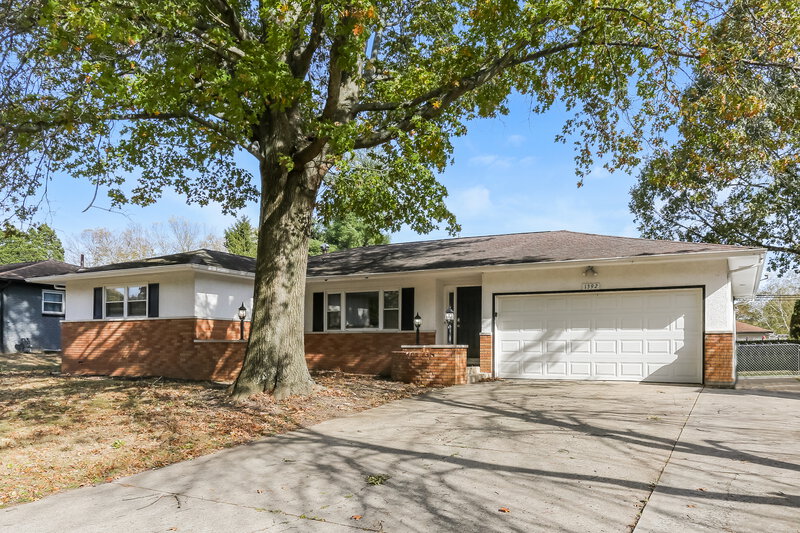 2,215/Mo, 1392 Devonhurst Dr Columbus, OH 43232 Misc View