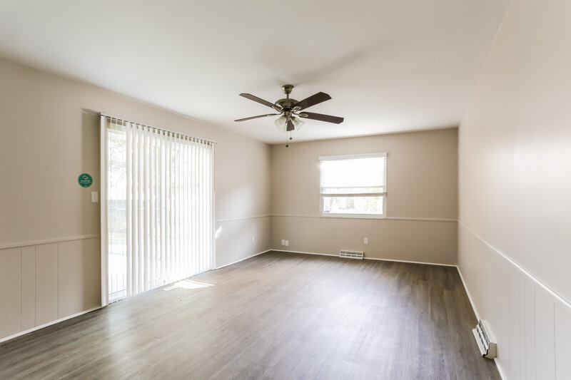 2,215/Mo, 1392 Devonhurst Dr Columbus, OH 43232 Misc View 7