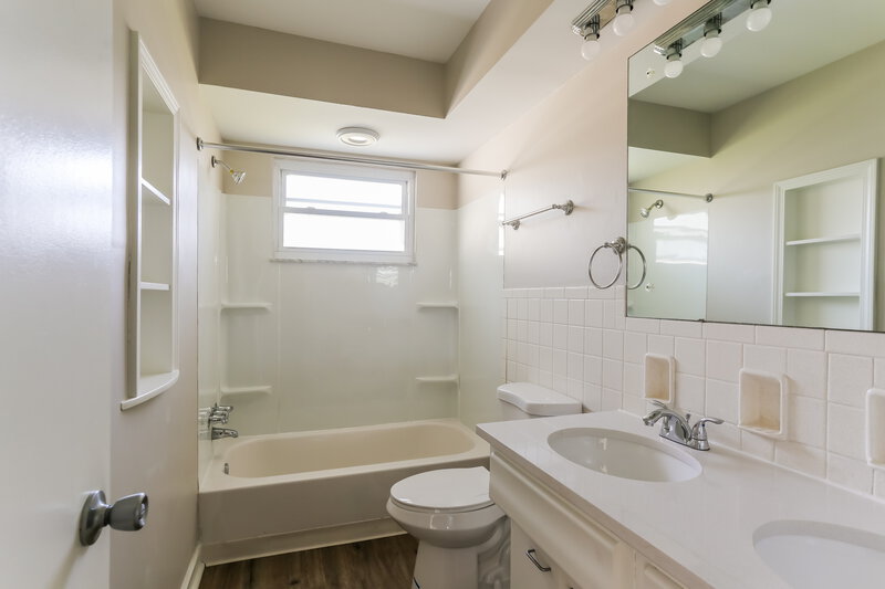 2,215/Mo, 1392 Devonhurst Dr Columbus, OH 43232 Misc View 10