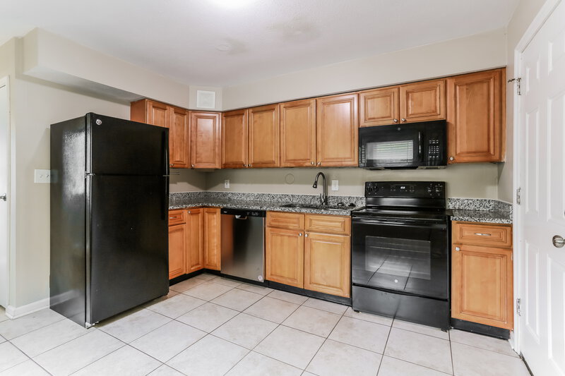 1,885/Mo, 469 Denwood Ct Gahanna, OH 43230 Kitchen View