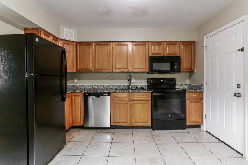 1,885/Mo, 469 Denwood Ct Gahanna, OH 43230 Kitchen View 2
