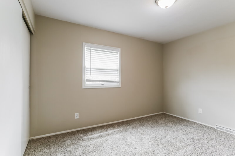 1,885/Mo, 469 Denwood Ct Gahanna, OH 43230 Bedroom View 2