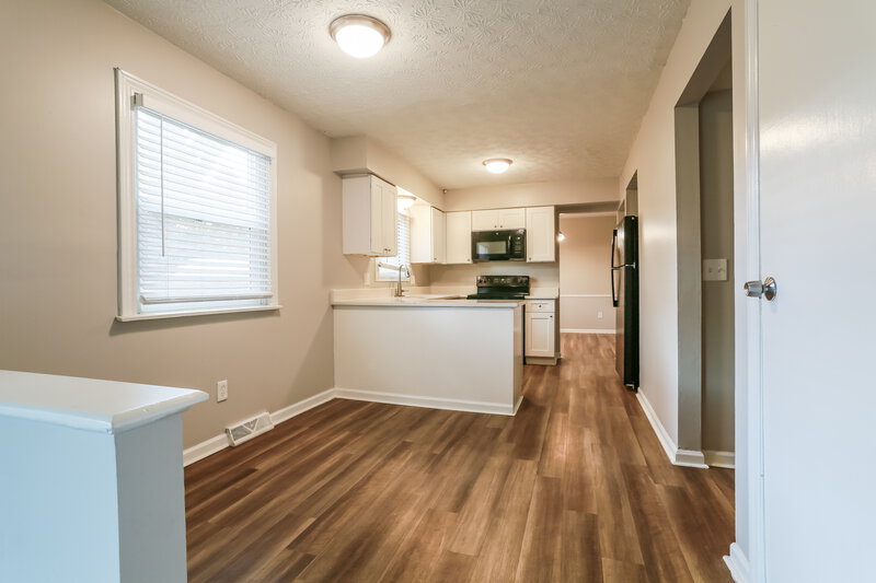 2,350/Mo, 1941 Torchwood Dr Columbus, OH 43229 Breakfast Nook View