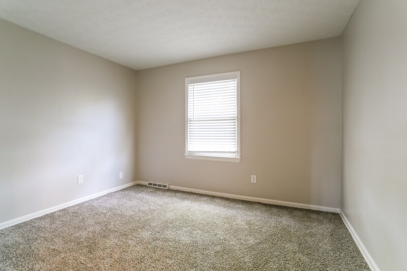 2,350/Mo, 1941 Torchwood Dr Columbus, OH 43229 Bedroom View 3