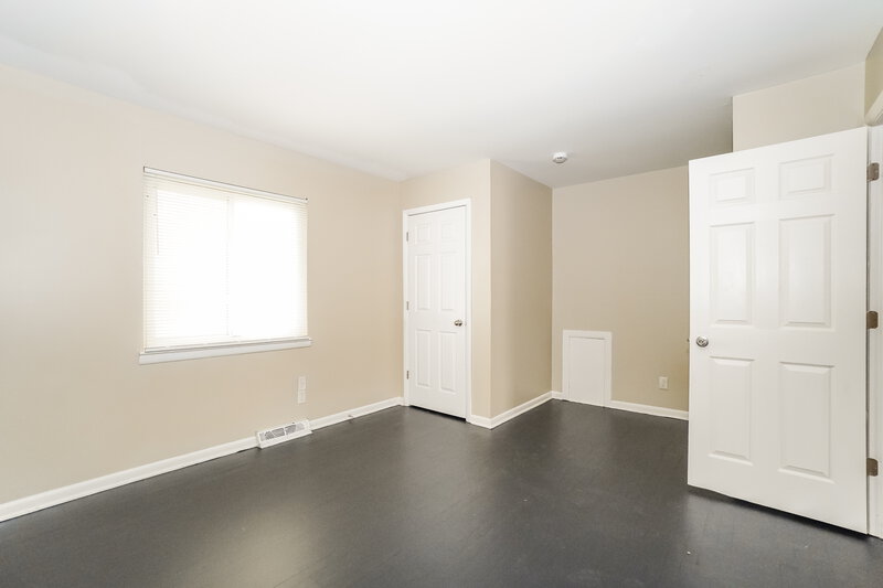 1,395/Mo, 2883 Key Pl Columbus, OH 43207 Main Bedroom View 2