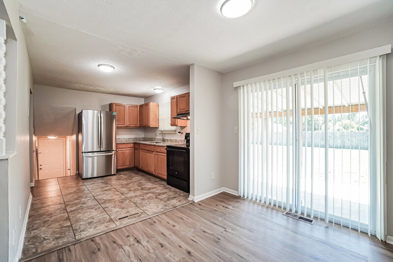 1,640/Mo, 5315 Sundale Pl S Columbus, OH 43232 Dining Room View