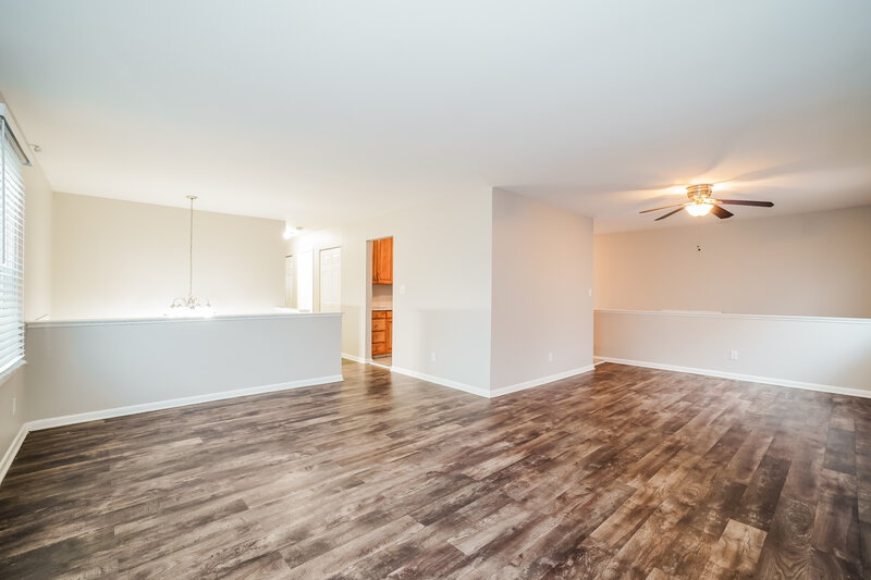 2,180/Mo, 6544 Portsmouth Dr Reynoldsburg, OH 43068 Misc View 2