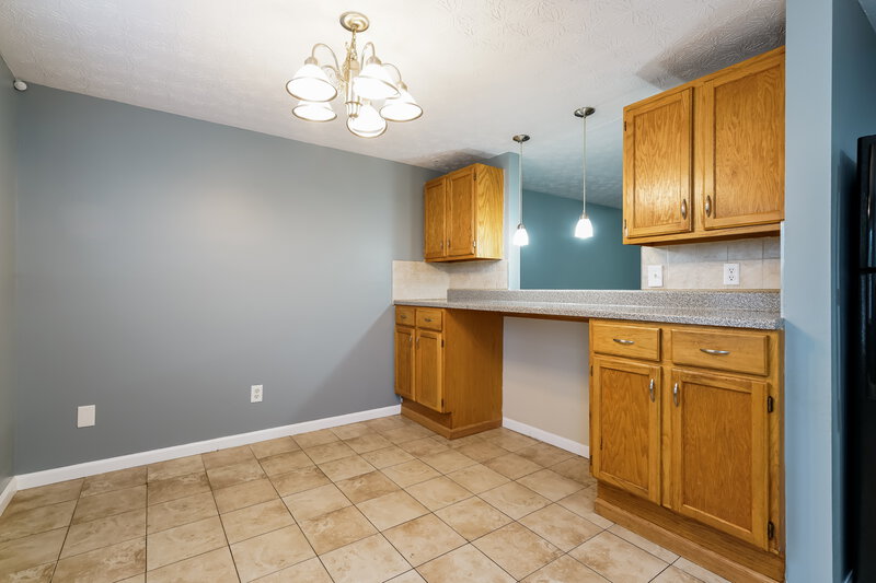 1,480/Mo, 5280 Quincy Dr Columbus, OH 43232 Breakfast Area View