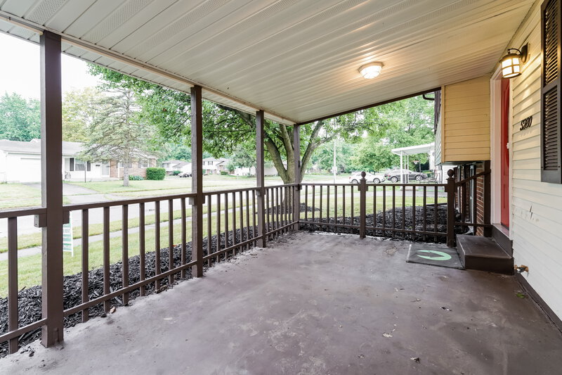1,480/Mo, 5280 Quincy Dr Columbus, OH 43232 Patio View