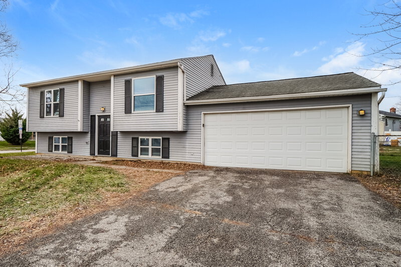 1,980/Mo, 4475 Charlotte Rd Columbus, OH 43207 Misc View