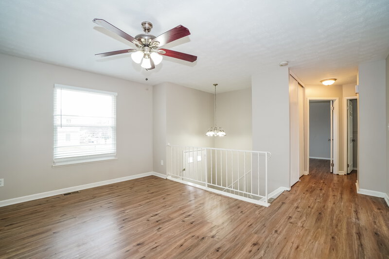 1,980/Mo, 4475 Charlotte Rd Columbus, OH 43207 Misc View 2