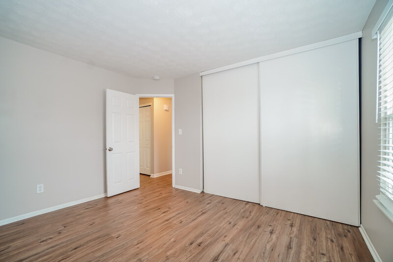 1,980/Mo, 4475 Charlotte Rd Columbus, OH 43207 Misc View 11