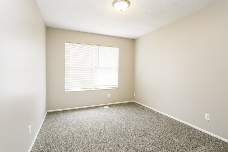 1,670/Mo, 3008 Fox Chaple Dr Columbus, OH 43232 Bedroom View