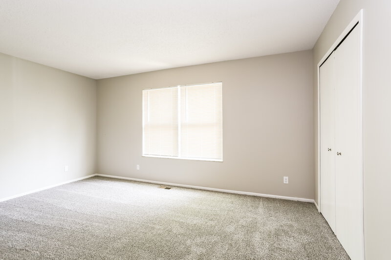 1,670/Mo, 3008 Fox Chaple Dr Columbus, OH 43232 Bedroom View 2