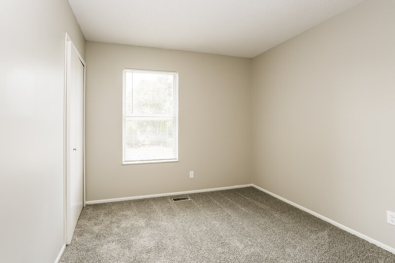 1,670/Mo, 3008 Fox Chaple Dr Columbus, OH 43232 Bedroom View 3