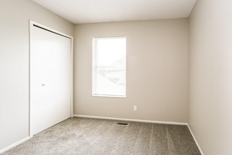 1,670/Mo, 3008 Fox Chaple Dr Columbus, OH 43232 Bedroom View 4