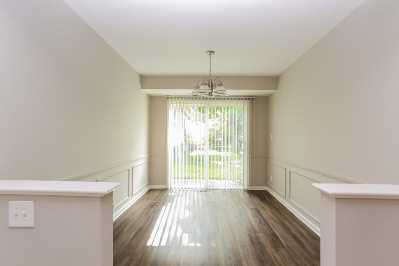 2,005/Mo, 5152 Sassafras Rd Columbus, OH 43229 Dining Room View