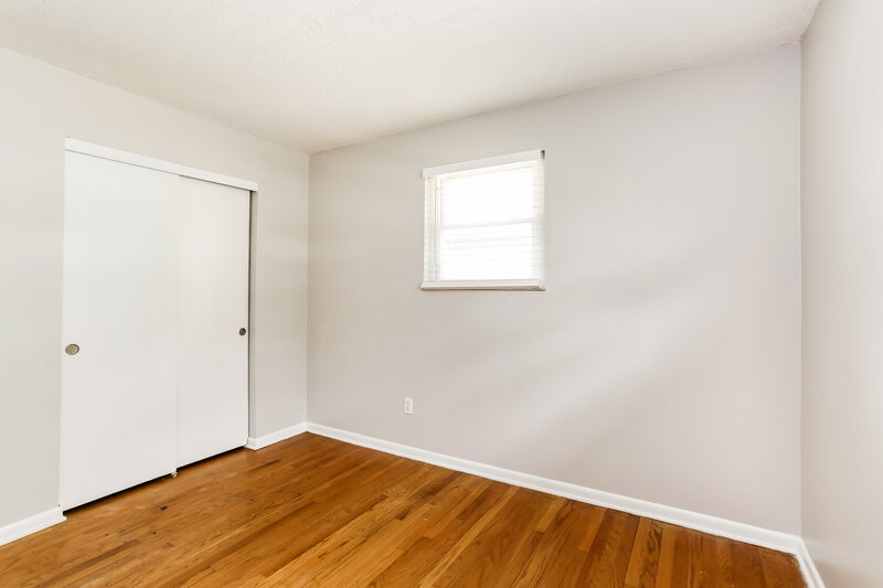 1,865/Mo, 6219 Parkdale Dr Columbus, OH 43229 Bedroom View 3