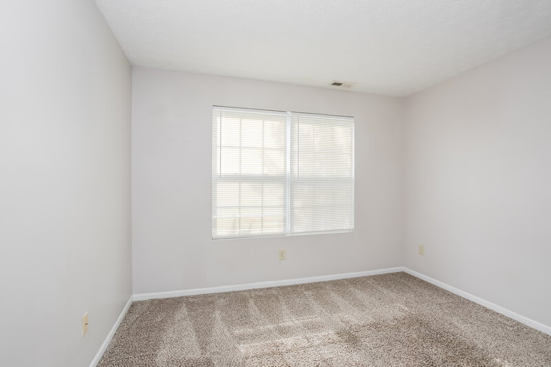 2,135/Mo, 4662 Kenross Dr Columbus, OH 43207 Bedroom View 4