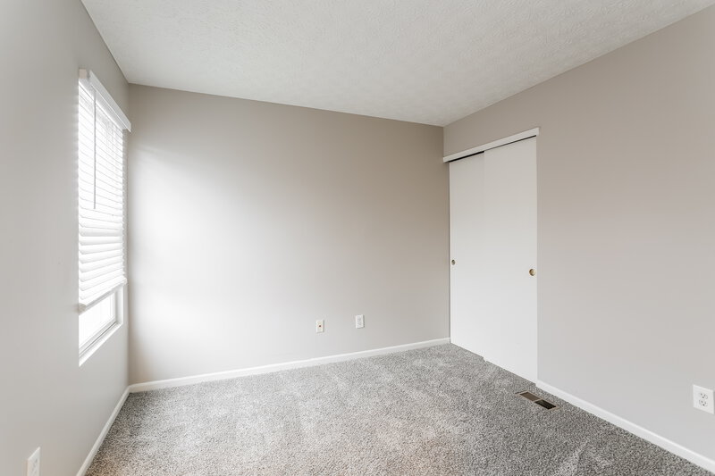 1,735/Mo, 524 Star Spangled Pl Galloway, OH 43119 Bedroom View 3