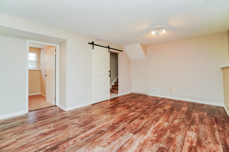 2,340/Mo, 4585 Marilyn St Hilliard, OH 43026 Family Room View 2