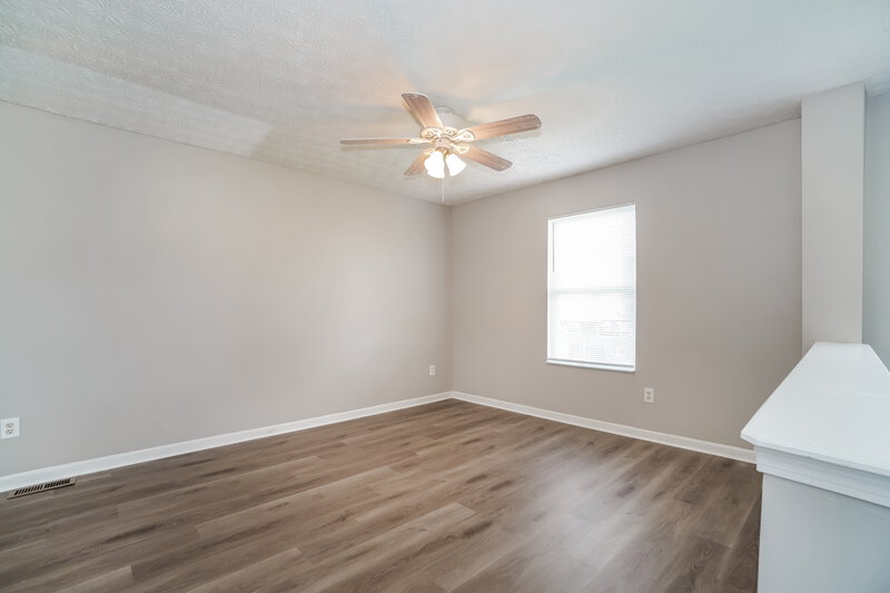 2,285/Mo, 3087 Fabyan Dr Reynoldsburg, OH 43068 Family Room View 2