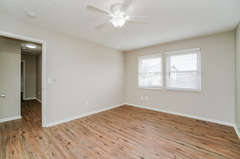 3,320/Mo, 12118 Greenbower Ave NW Pickerington, OH 43147 Main Bedroom View