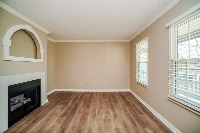 2,895/Mo, 7927 Oak Valley Rd Reynoldsburg, OH 43068 Living Room View 2