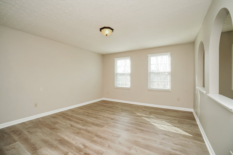 2,895/Mo, 7927 Oak Valley Rd Reynoldsburg, OH 43068 Bedroom View 2