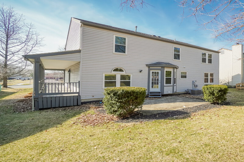 2,895/Mo, 7927 Oak Valley Rd Reynoldsburg, OH 43068 Rear View